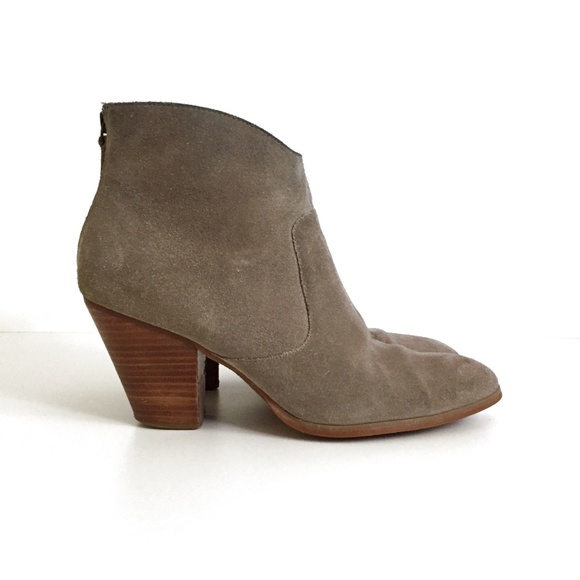 Tesori Gray Suede Ankle Boots Stacked Heel 10M - Picture 4 of 7